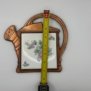 Pfaltzgraff VINTAGE Grapevine Metal and Ceramic Tile Trivet